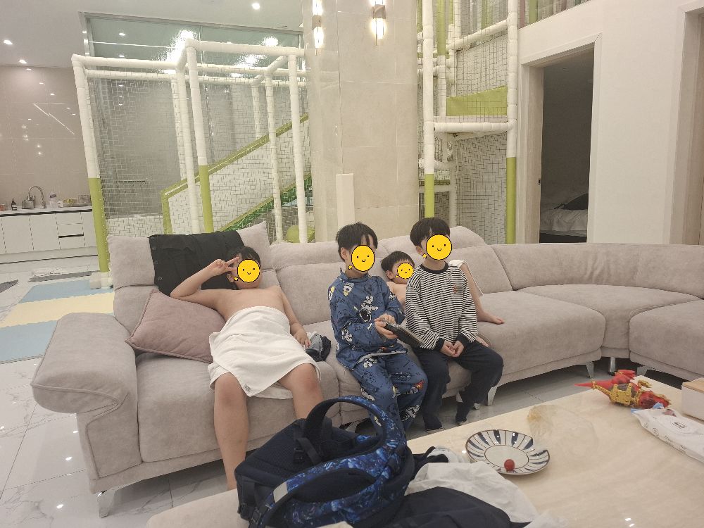 [크기변환][꾸미기]KakaoTalk_20260423_112345840_05.jpg
