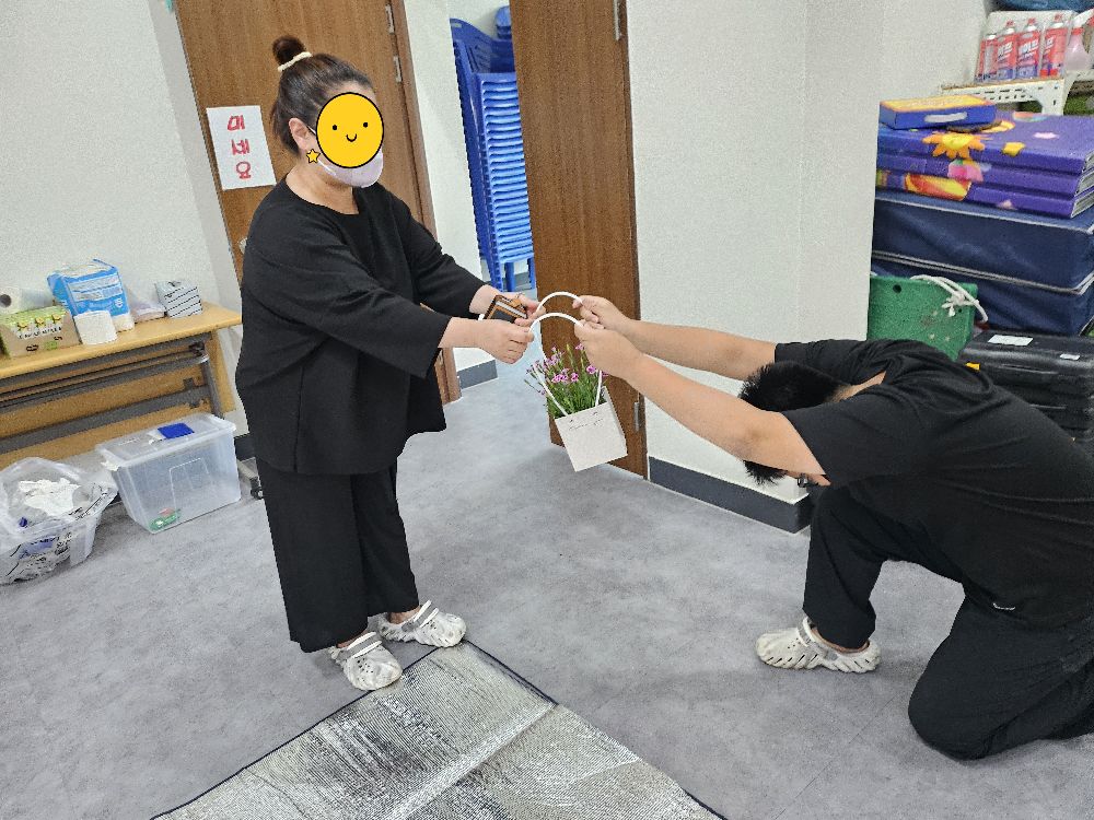 [크기변환][꾸미기]KakaoTalk_20260507_183750294_03.jpg